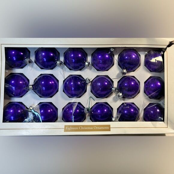 Vintage 18 purple Glass Christmas Ornaments, Christmas Tree Balls - Picture 1 of 1